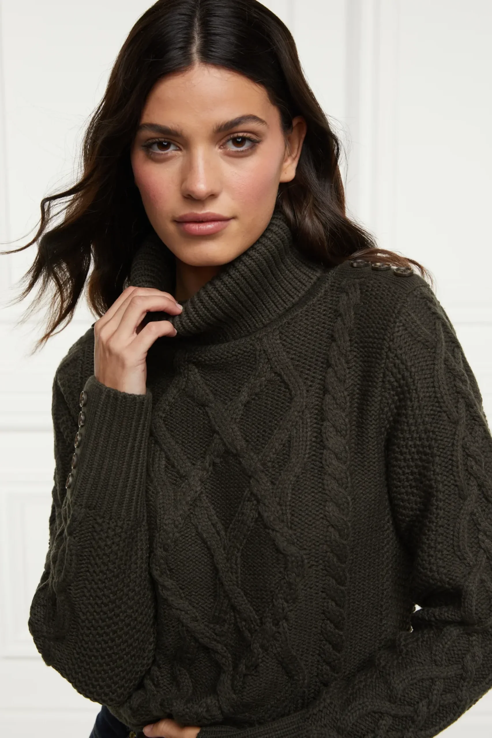 Cortina Roll Neck Knit